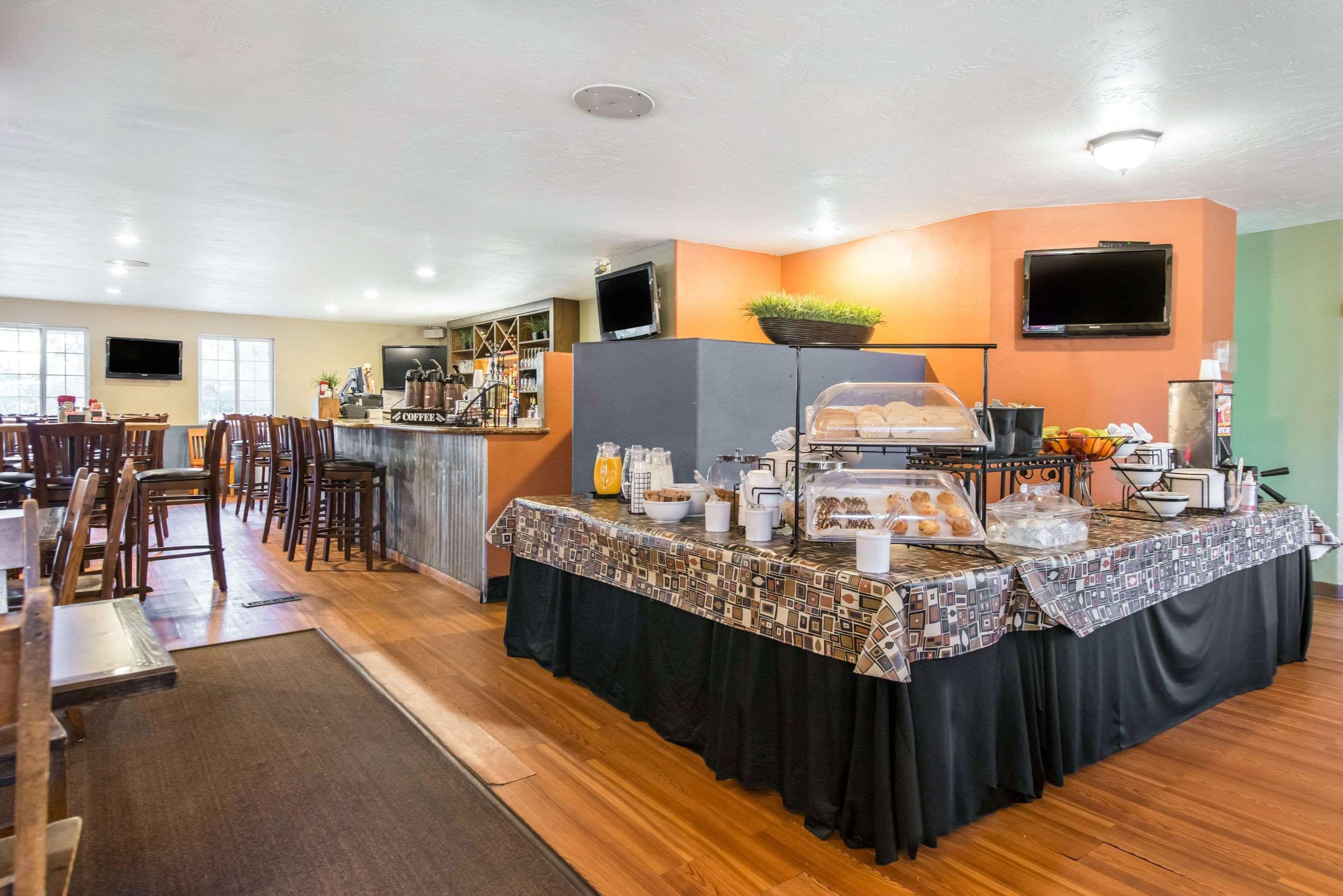 Rodeway Inn Fort Morgan Ngoại thất bức ảnh