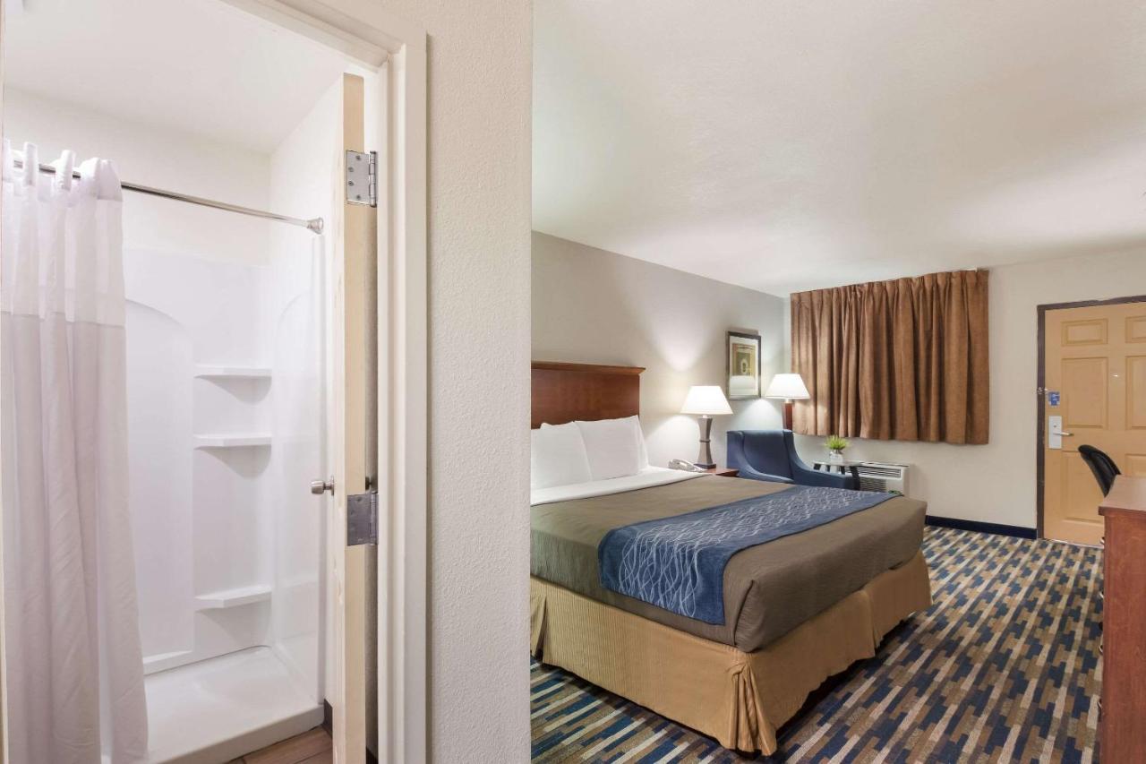 Rodeway Inn Fort Morgan Ngoại thất bức ảnh