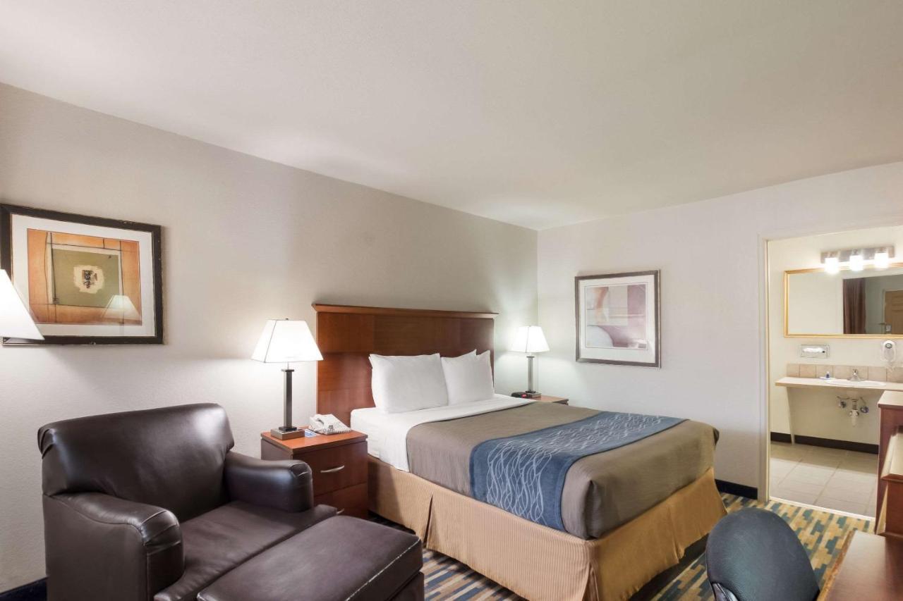 Rodeway Inn Fort Morgan Ngoại thất bức ảnh