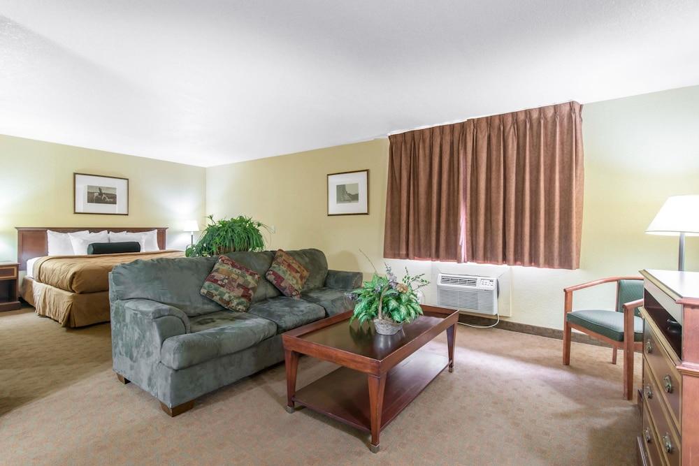 Rodeway Inn Fort Morgan Ngoại thất bức ảnh