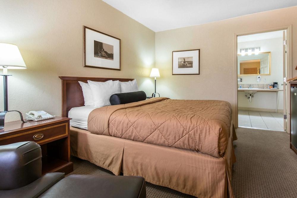 Rodeway Inn Fort Morgan Ngoại thất bức ảnh